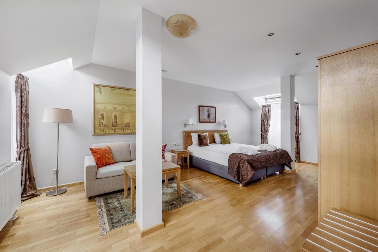 Euterpe Hotel Клайпеда Екстериор снимка