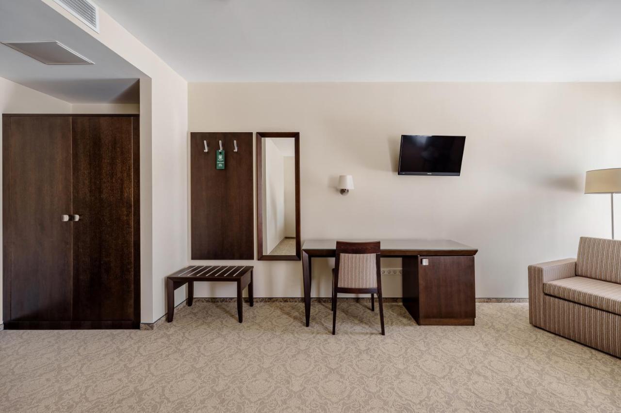 Euterpe Hotel Клайпеда Екстериор снимка