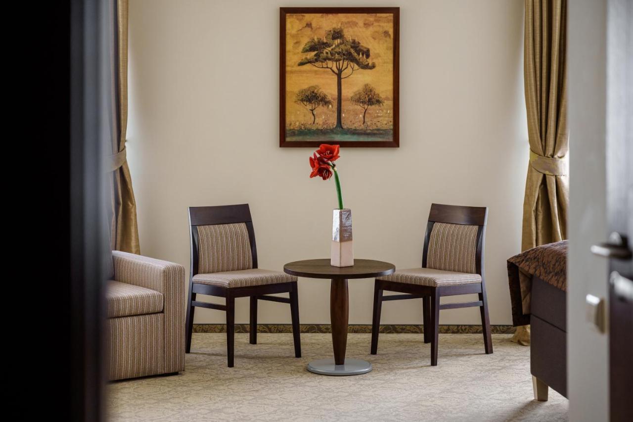 Euterpe Hotel Клайпеда Екстериор снимка