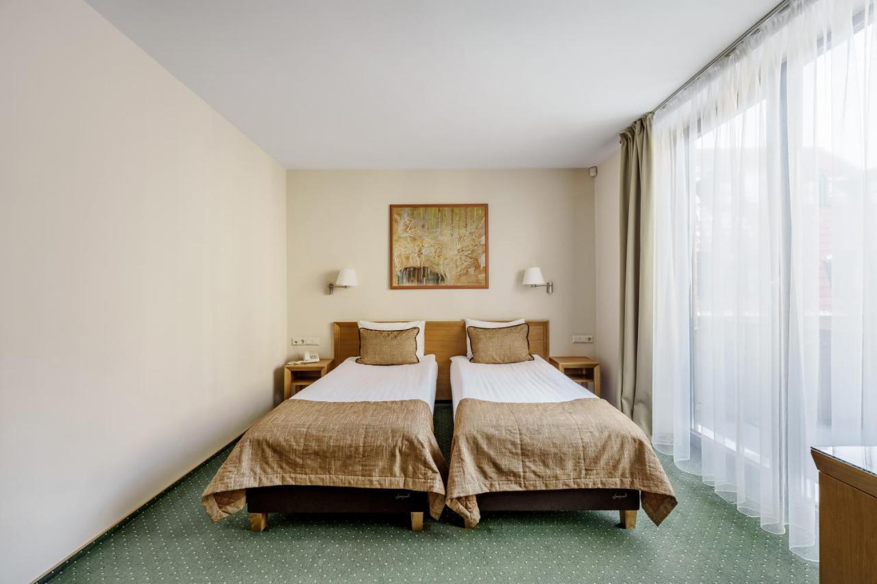 Euterpe Hotel Клайпеда Екстериор снимка