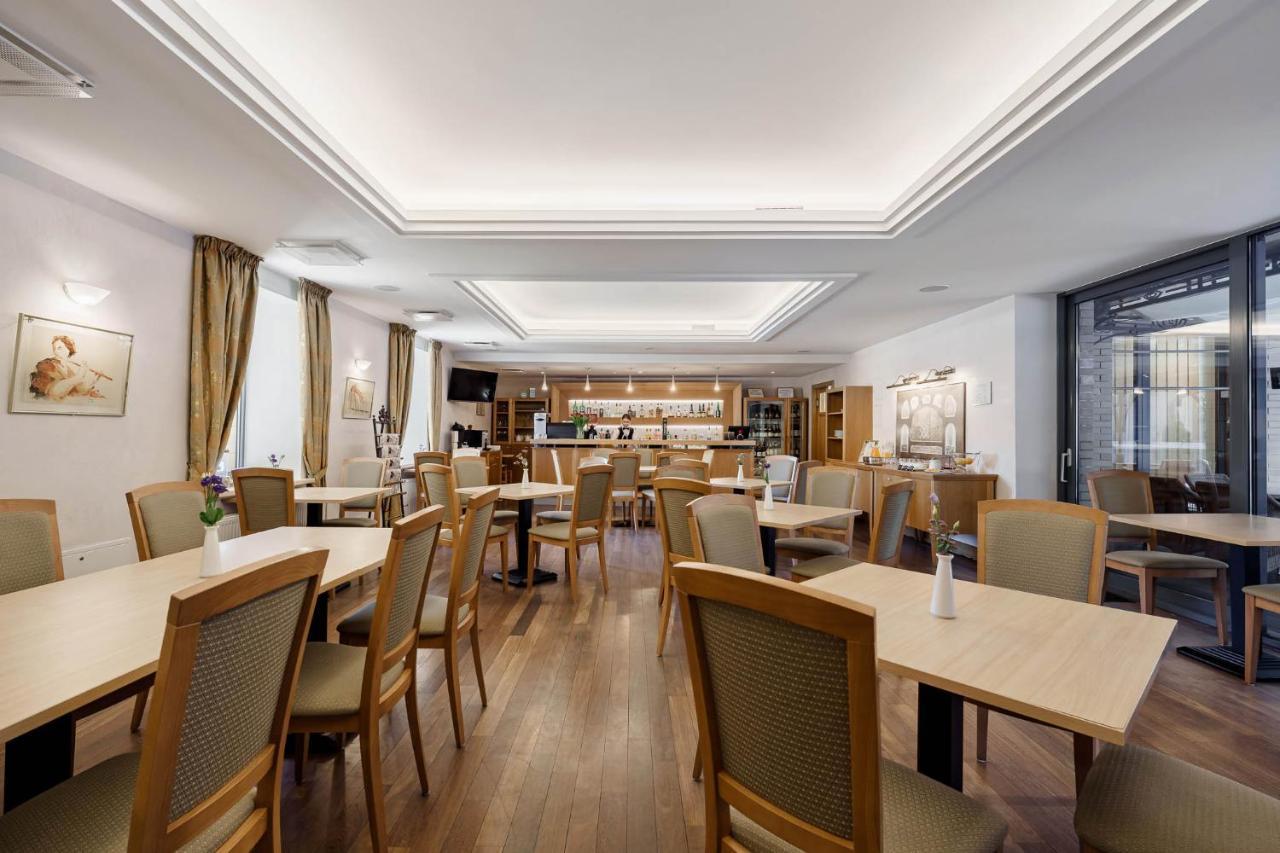 Euterpe Hotel Клайпеда Екстериор снимка