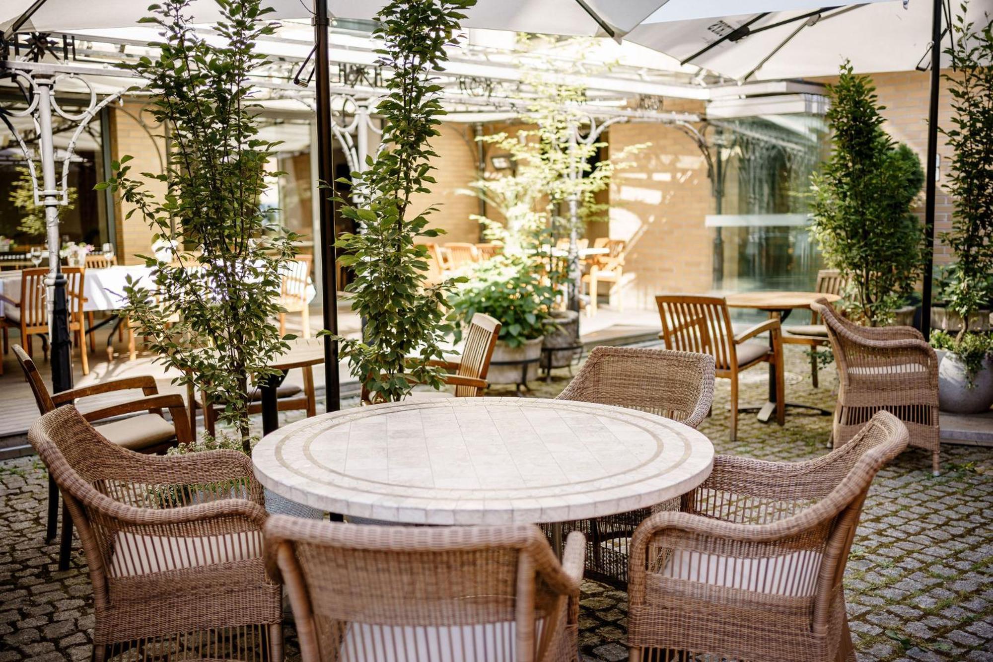 Euterpe Hotel Клайпеда Екстериор снимка